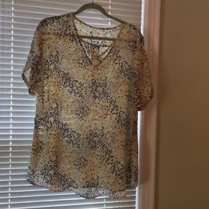 Short sleeve blouse from Maurices XXL